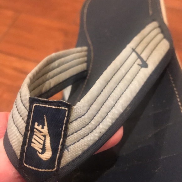 Nike Flip Flops - Picture 5 of 5